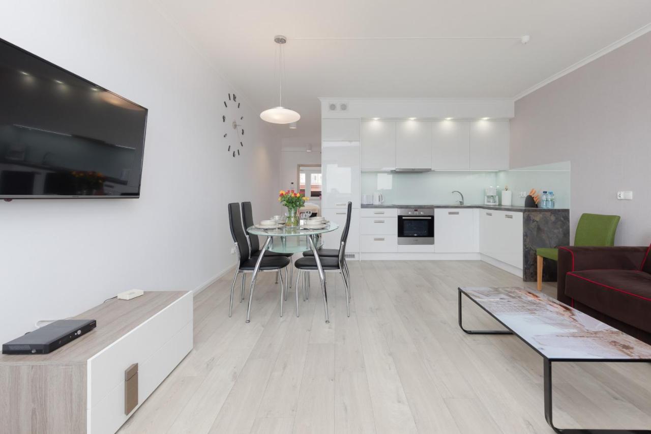 Przestronny Apartament Z Balkonem - Przy Porcie - Swinoujscie By Noclegi Renters Exterior photo